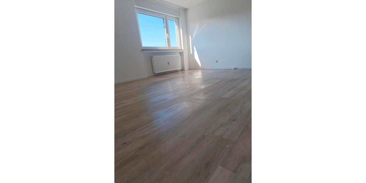 Dachgeschoßwohnung Wachtberg - 3 Zimmer, 90 m&sup2;, 850&euro; | Angebot:25793372
