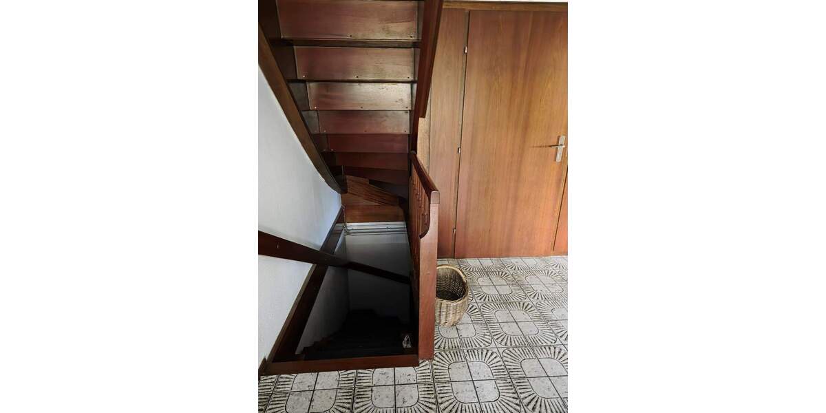 Mehrfamilienhaus, Wohnhaus Sankt Augustin Hangelar - 6 Zimmer, 202 m&sup2;, 660.000&euro; | Angebot:23944843