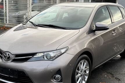 Toyota Auris 87.149 km 8.990 € Köln 51109