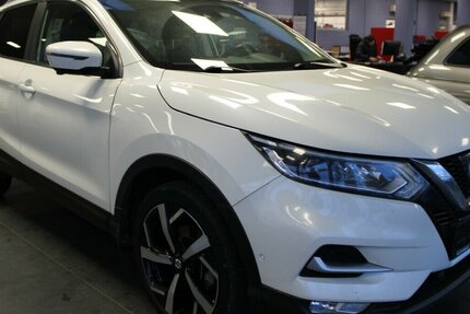 Nissan Qashqai 1.2 DIG-T 2WD Aut. - Panorma - 101.196 km 14.980 &euro; Euskirchen 53881