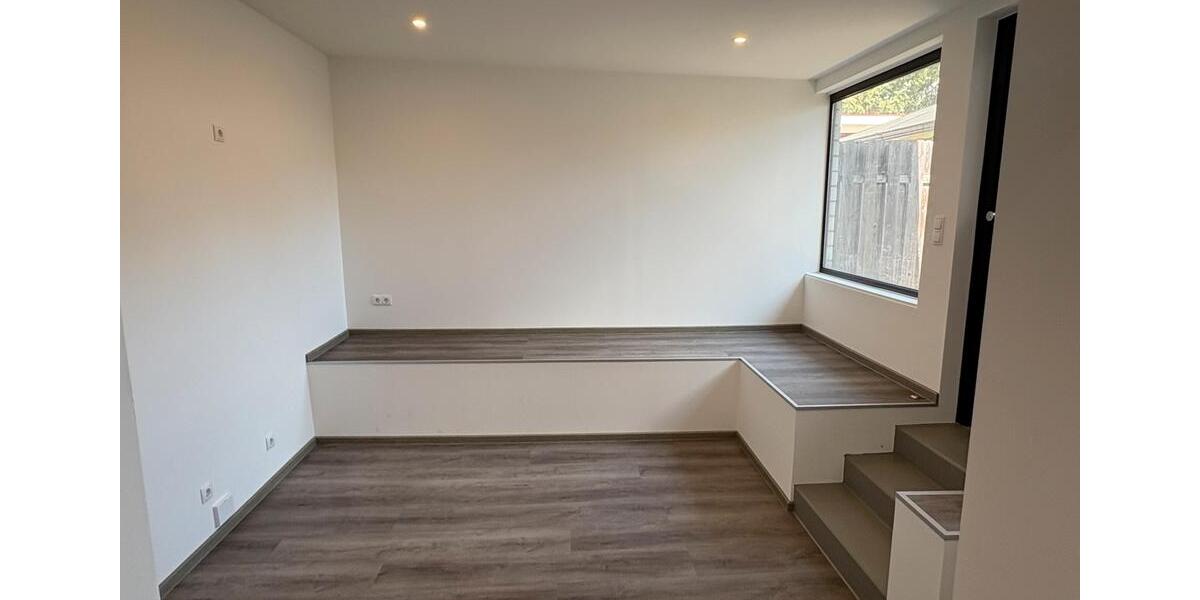 182qm2 vollsanierte Gewerbefläche Bonn-Plittersdorf zimmer