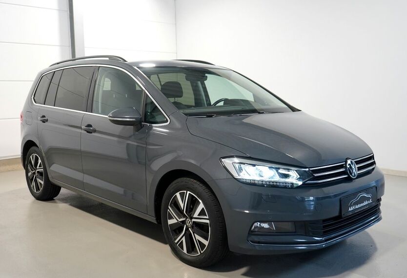 VW Touran 127.649 km 21.490 € Hürth bei Köln 50354
