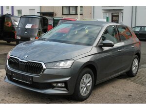 Skoda Fabia TSi Alu PDC LED 5-JahreGara SOFORT !!