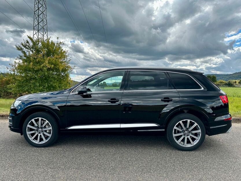 Audi Q7 104.350 km 31.999 € Sinzig 53489