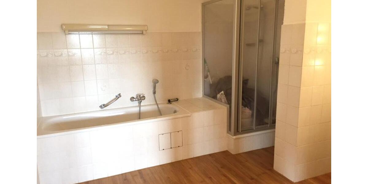 Etagenwohnung Siegburg - 3 Zimmer, 105 m&sup2;, 1.253&euro; | Angebot:26459014