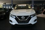 Nissan Qashqai 1.3 DIG-T SHIRO 25.184 km 16.980 &euro; Euskirchen 53881