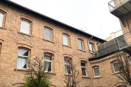 Wohnung zum Mieten in Halle 500 € 62 m²