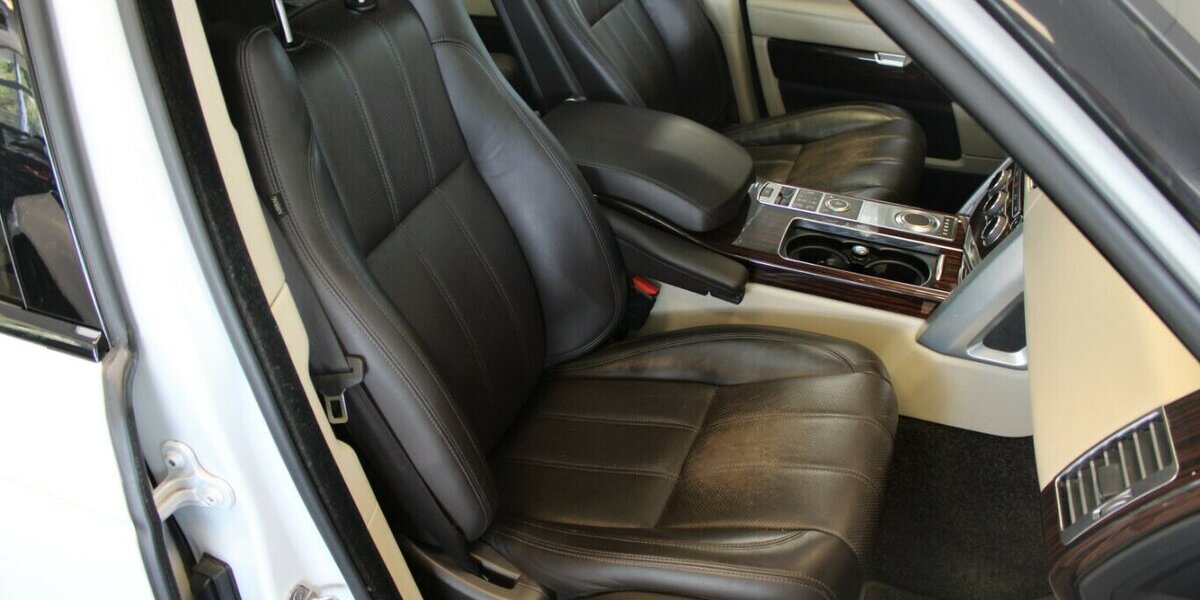 Land Rover Range Rover 4.4 SDV8 Vogue 182.940 km 27.980 &euro; Euskirchen 53881