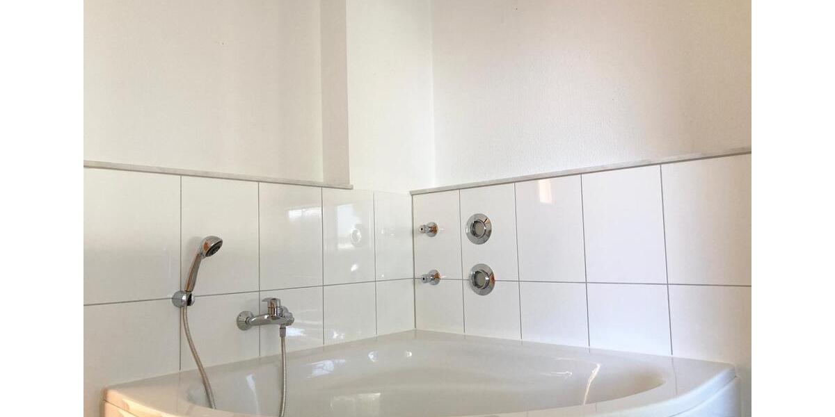 Etagenwohnung Bonn Friesdorf - 3 Zimmer, 80 m&sup2;, 909&euro; | Angebot:26386926