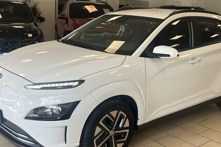 Hyundai KONA 23.691 km 17.700 &euro; Bonn 53227