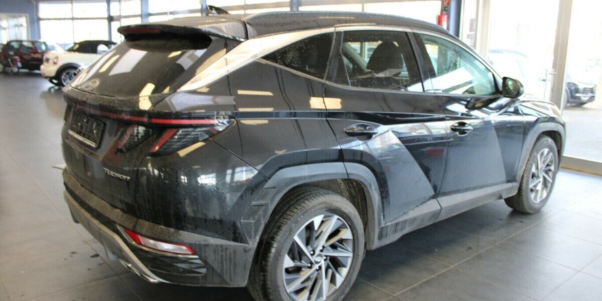 Hyundai Tucson 1.6 CRDi 48V-Hybrid 2WD DCT Trend 64.073 km 21.980 &euro; Euskirchen 53881