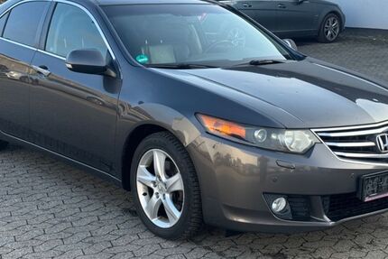 Honda Accord 285.100 km 6.450 &euro; Bornheim 53332