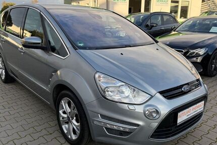 Ford S-Max 94.000 km 11.900 € Rheinbach 53359