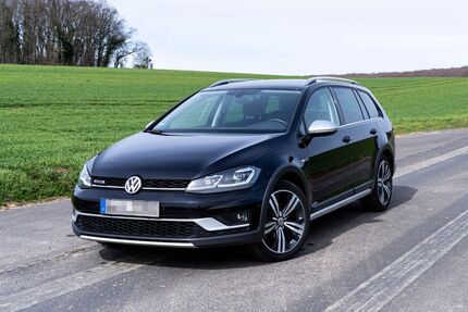 VW Golf 144.000 km 16.900 &euro; Swisttal 53913