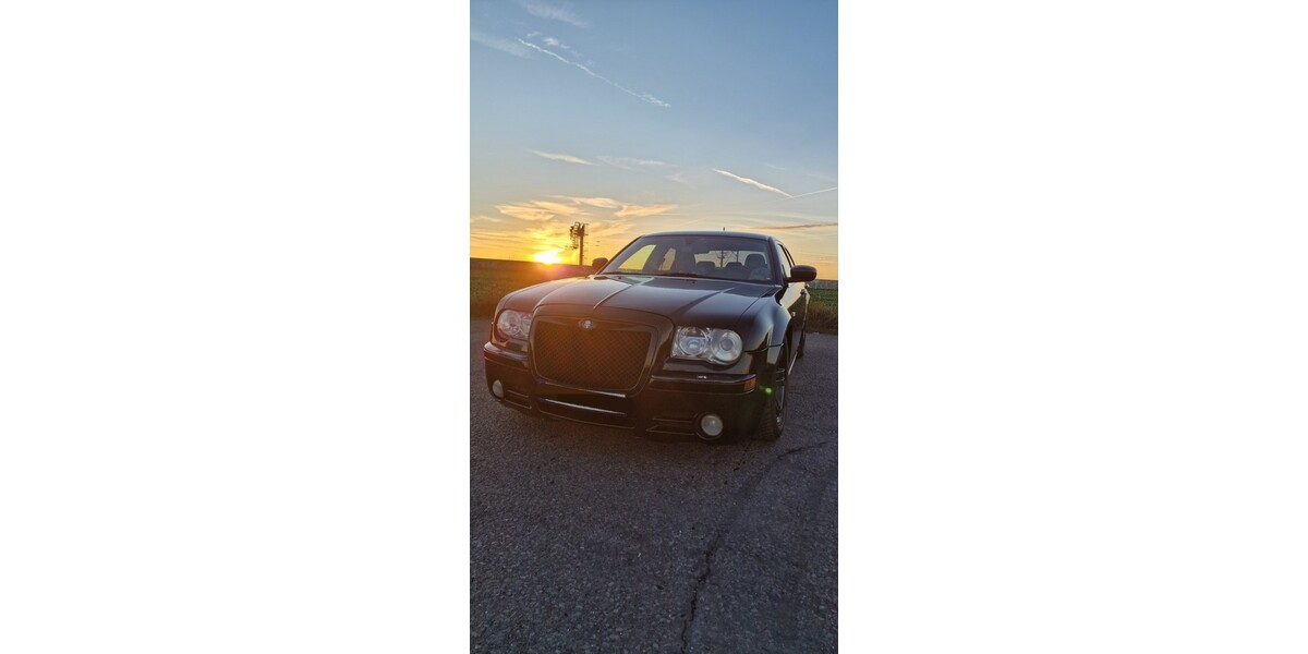Chrysler 300C 290.000 km 4.250 &euro; Köln 50667