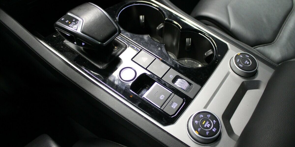 VW Touareg 3.0 V6 TDI 4Motion DPF Automatik 115.440 km 35.980 &euro; Euskirchen 53881