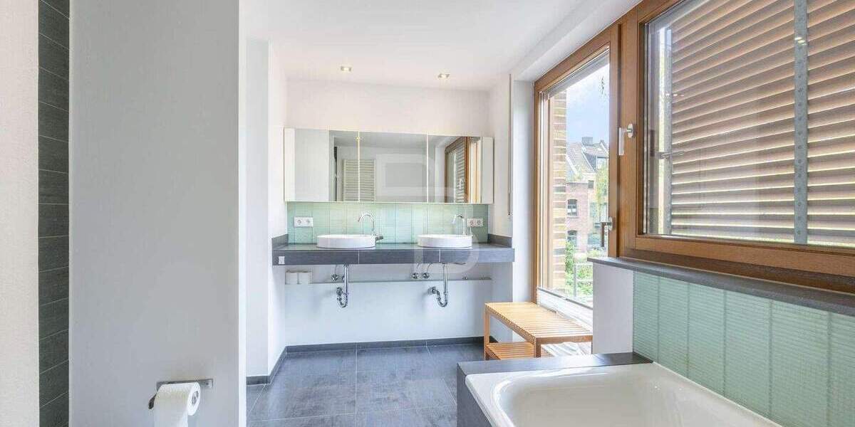 Reihenendhaus Köln Lindenthal - 6 Zimmer, 221 m&sup2;, 1.990.000&euro; | Angebot:24407157