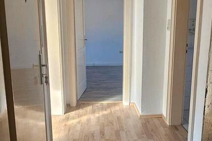 Wohnung Bonn Tannenbusch - 2 Zimmer, 60 m&sup2;, 1.000&euro; | Angebot:26254915