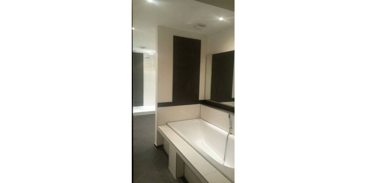 Bungalow Bonn Lannesdorf - 3 Zimmer, 151 m&sup2;, 2.195&euro; | Angebot:25729390