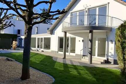 Haus Sankt Augustin - 14 Zimmer, 525 m&sup2;, 1.990.000&euro; | Angebot:25819208