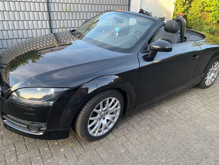 Audi TT 208.000 km 9.999 € Köln 51103