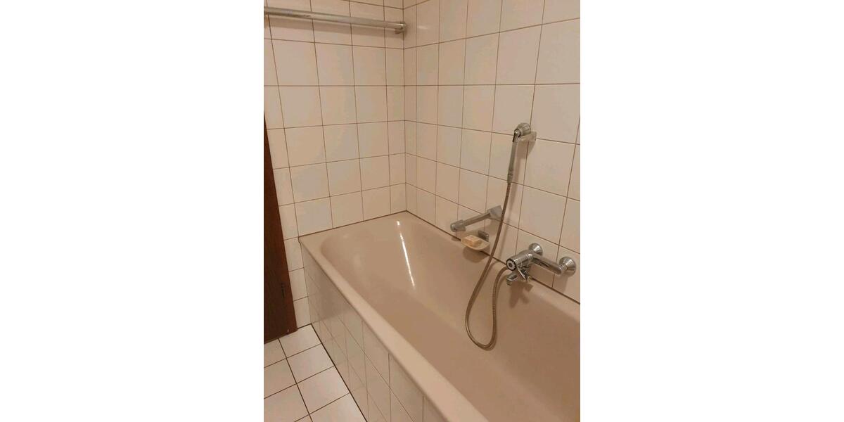 Erdgeschoßwohnung Bonn Lannesdorf - 2 Zimmer, 63 m&sup2;, 200.000&euro; | Angebot:26241867