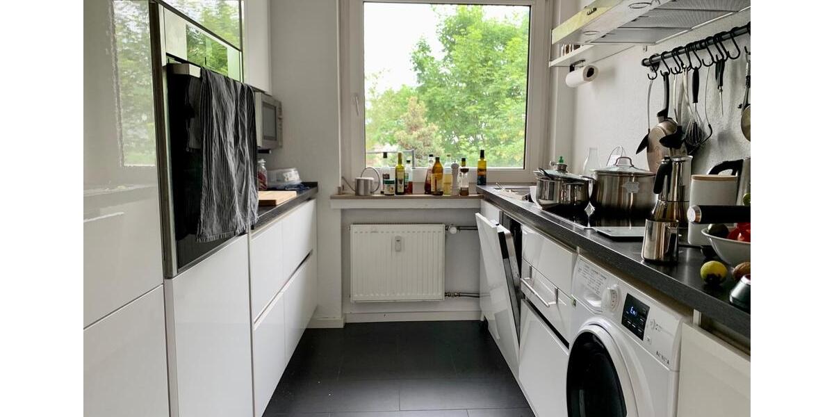 Dachgeschoßwohnung Bonn Poppelsdorf - 3 Zimmer, 72 m&sup2;, 1.500&euro; | Angebot:26415558