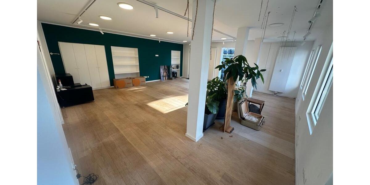 Gewerbeobjekt Rösrath - 1.395&euro; | Angebot:24482147