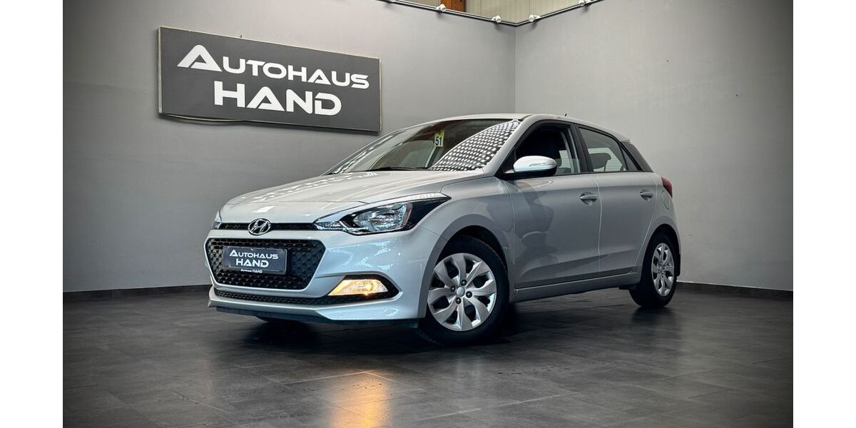 Hyundai i20 49.500 km 9.790 &euro; Bad Honnef/Rottbitze 53604