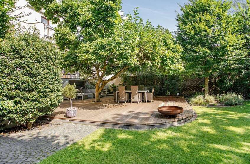 Haus zum Kaufen in Köln 3.950.000 € 304 m²