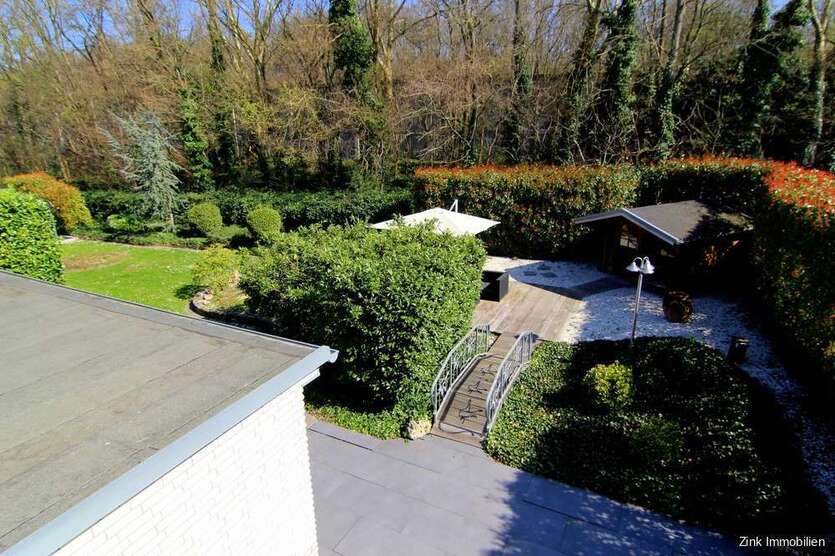 Haus zum Kaufen in Köln Rondorf 919.000 € 281.8 m²