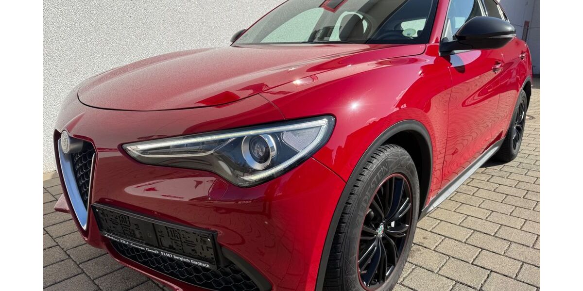 Alfa Romeo Stelvio 180.000 km 13.990 &euro; Bergisch Gladbach 51467