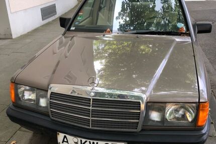Mercedes-Benz 190 99.956 km 3.300 € Köln 50735