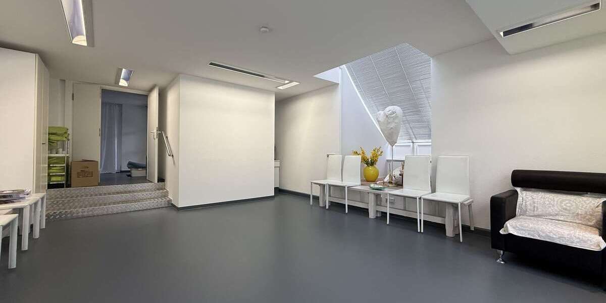 Wohnung zum Mieten in Hennef 1.750 € 130.2 m² 3 zimmer