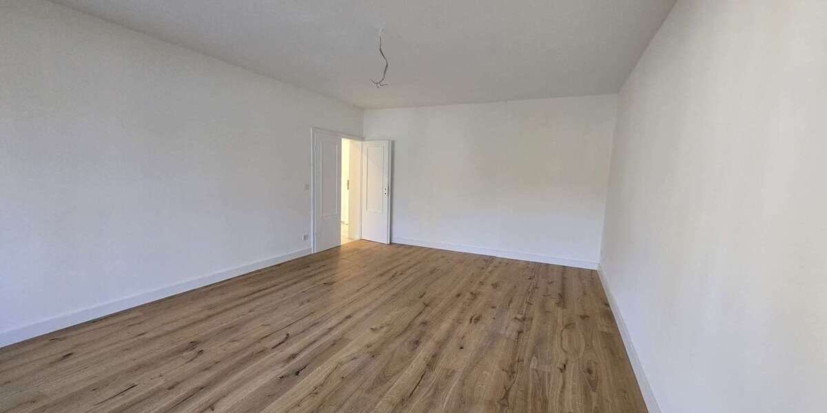 Einfamilienhaus Köln Mülheim - 1 Zimmer, 26 m&sup2;, 719&euro; | Angebot:25907793