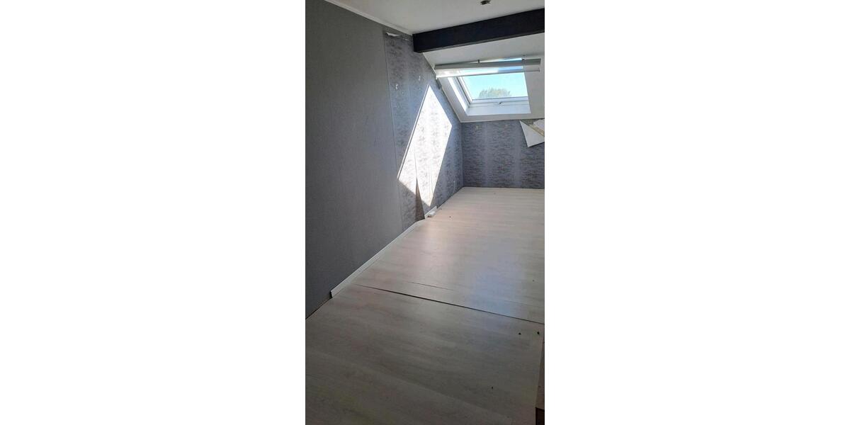 Reihenhaus Unkel - 6 Zimmer, 120 m&sup2;, 125.000&euro; | Angebot:26394384