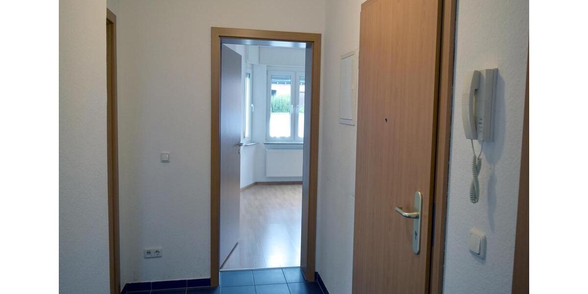 Erdgeschoßwohnung Brühl - 3 Zimmer, 80 m&sup2;, 910&euro; | Angebot:25657171