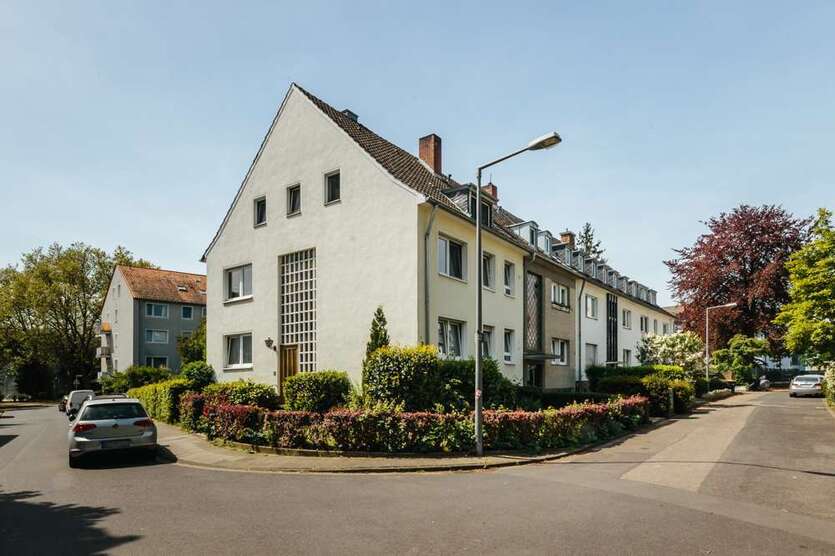 Haus zum Kaufen in Köln 750.000 € 182.92 m²