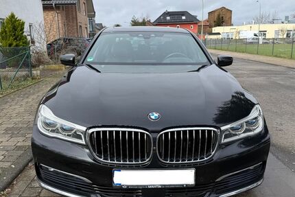 BMW 740 143.602 km 25.850 &euro; Overath 51491