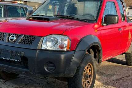 Nissan Navara 291.000 km 3.999 &euro; Euskirchen 53881