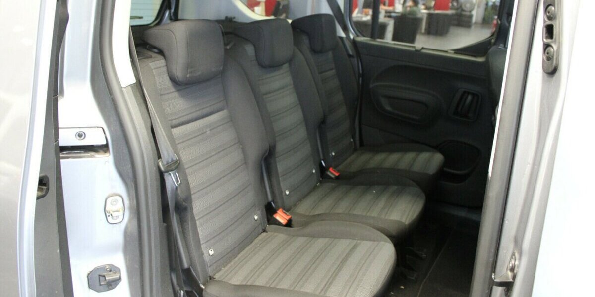 Opel Combo-e Life Ultimate 27.035 km 19.980 &euro; Euskirchen 53881