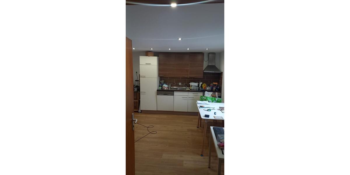 Erdgeschoßwohnung Niederkassel - 2 Zimmer, 75 m&sup2;, 350&euro; | Angebot:24714442