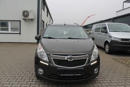 Chevrolet Spark 131.906 km 2.950 &euro; Euskirchen 53879