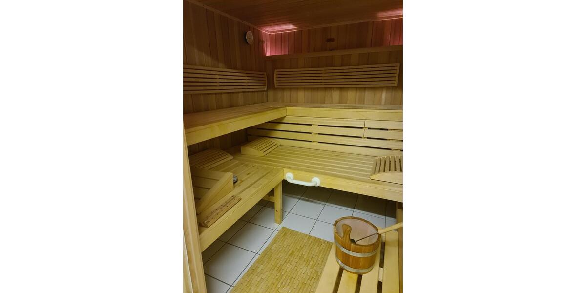 Bungalow Bonn Hardtberg - 4 Zimmer, 165 m&sup2;, 2.145&euro; | Angebot:24817351