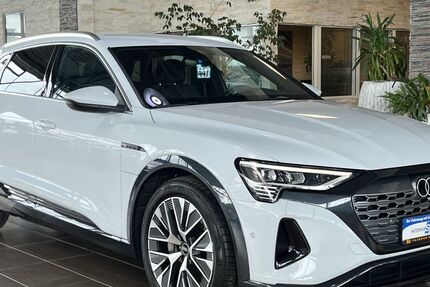 Audi Q8 e-tron 34.980 km 54.500 € Eitorf 53783