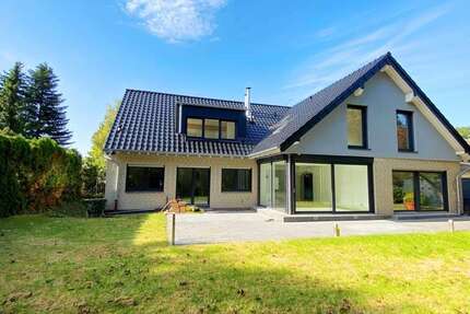 Haus zum Mieten in Köln Hahnwald 4.200 € 286 m²