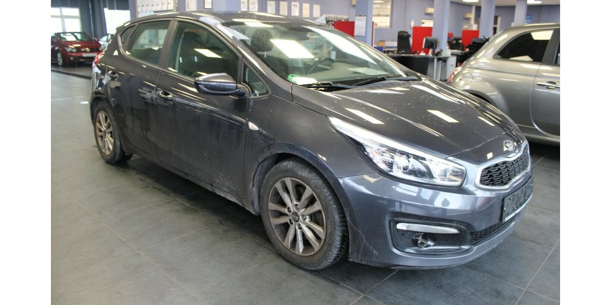 Kia Ceed 1.4 CVVT Edition 7 90.520 km 9.980 &euro; Euskirchen 53881