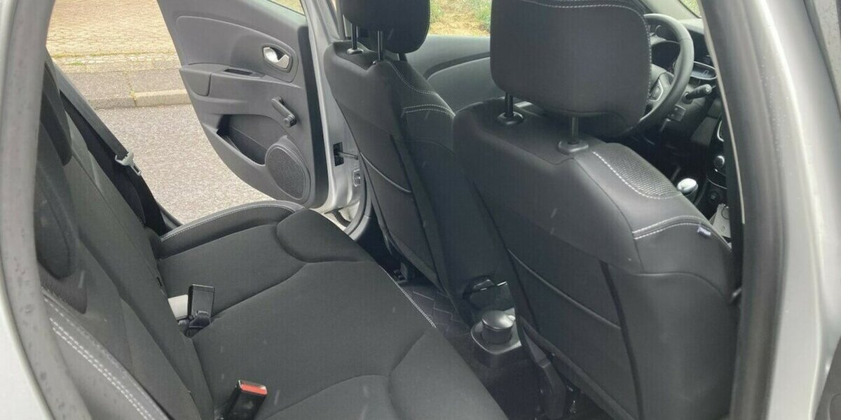 Renault Clio GT Bose Klima Navi 20.tkm ServNeu GARANTIE 20.000 km 12.000 &euro; Erftstadt 50374