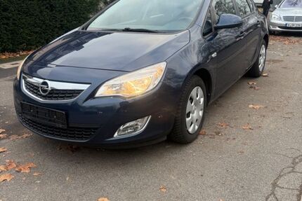 Opel Astra 143.820 km 3.900 &euro; Köln 51107