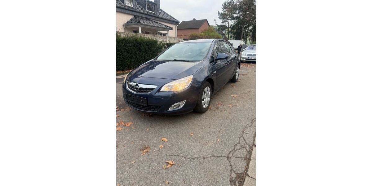 Opel Astra 143.820 km 3.900 &euro; Köln 51107